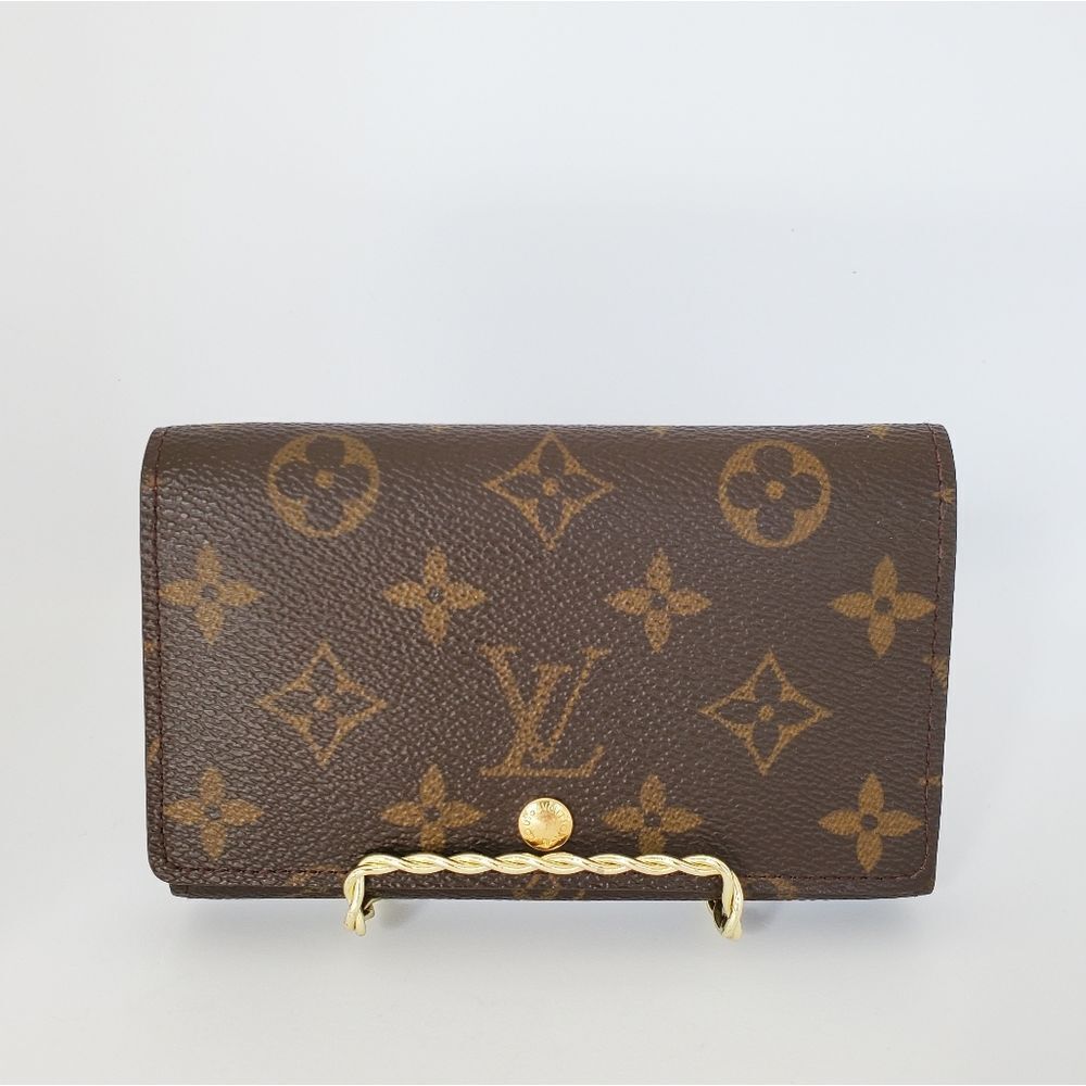 Louis Vuitton Monnaie Tresor Bifold Wallet